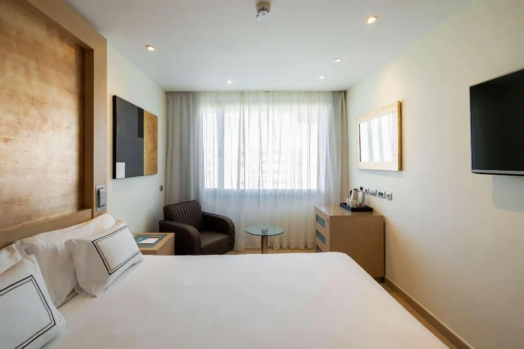 DOUBLE WITH DOUBLE BED Room, Melia Sevilla, Seville