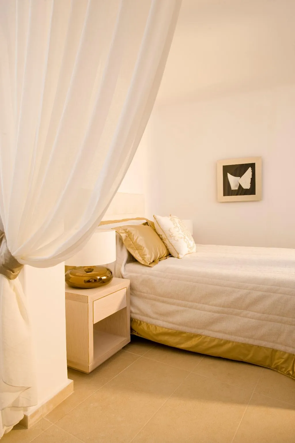 JUNIOR SUITE STANDARD Room, Gold Suites, Santorini