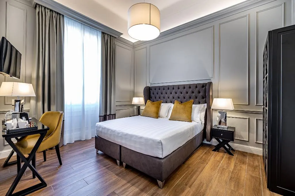 DOUBLE SUPERIOR Room, Hotel Ungherese Small Luxury Hotel, Florence