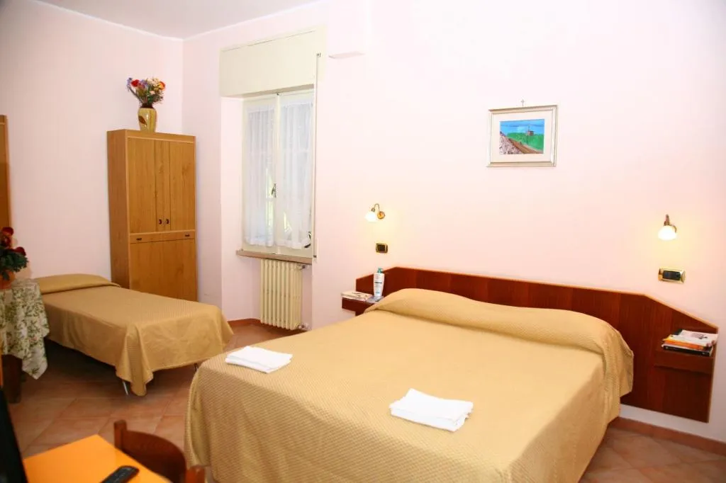 Room, Hotel Eliseo, Rome