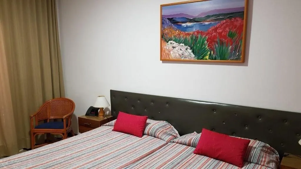 Room, Hostal Residencia Catalina, Costa Brava