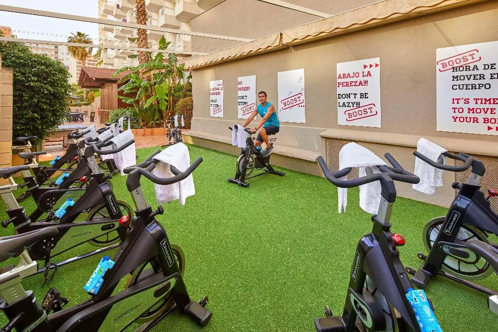 Sports and Entertainment, Sol Pelicanos Ocas, Costa Blanca