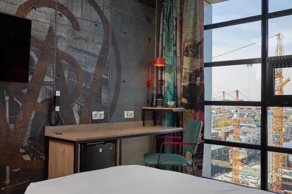 TWIN CITY VIEW Room, Inntel Hotels Amsterdam Landmark, Amsterdam