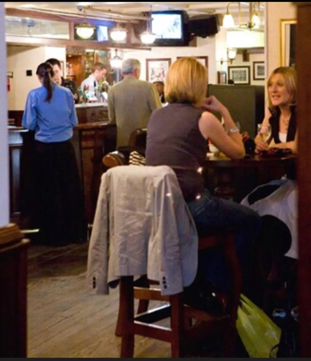 Bar, The Lansdowne Hotel, Dublin