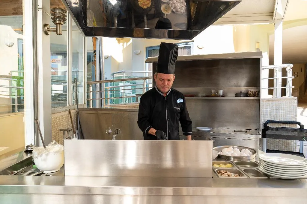 Restaurant, Belcehan Deluxe, Dalaman