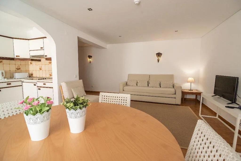 APARTMENT TWO BEDROOMS Room, Novochoro Apartments, Algarve