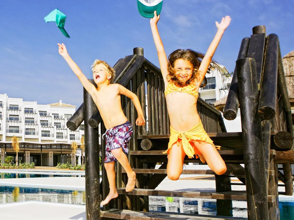 Sports and Entertainment, Estepona Hotel & Spa Resort, Costa Del Sol