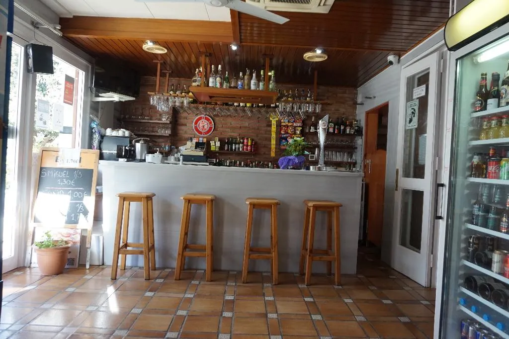 Bar, Hermes, Costa Brava