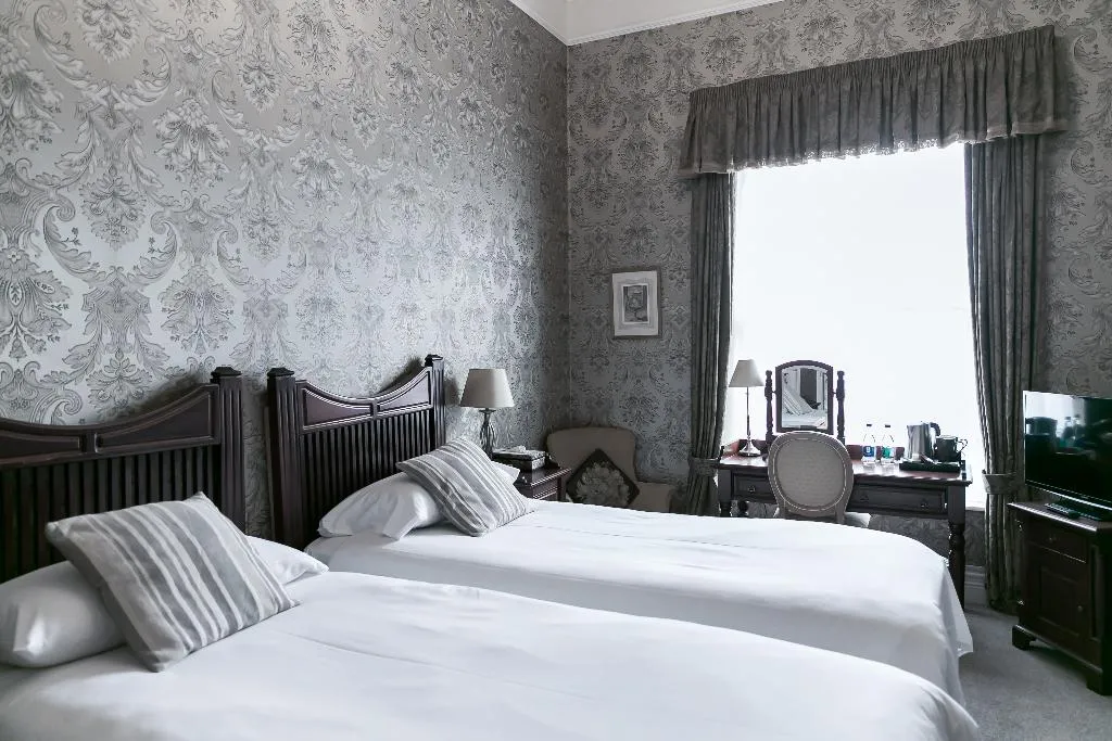 TWIN STANDARD Room, Butlers Townhouse, Dublin