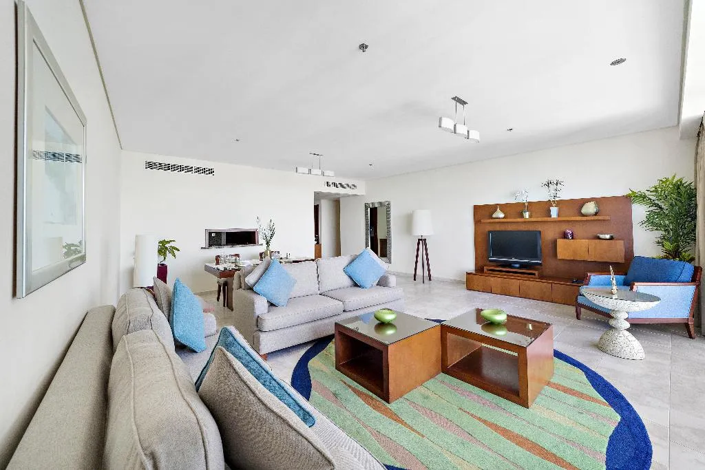 APARTMENT THREE BEDROOMS Room, Blue Beach Tower The Walk JBR Dubai (ex JA Oasis), Dubai