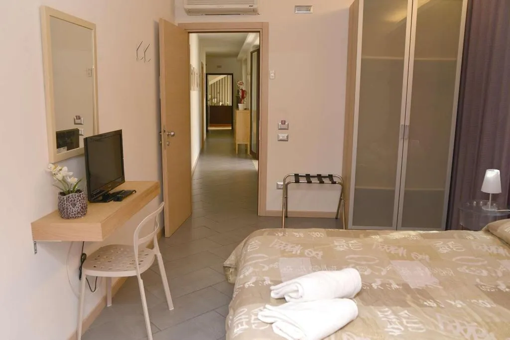 Room, San Marciano, Catania