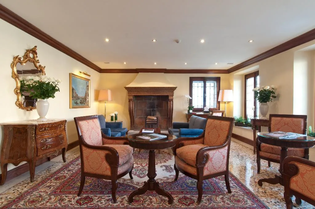 Lobby, Sina Palazzo Sant'Angelo, Venice