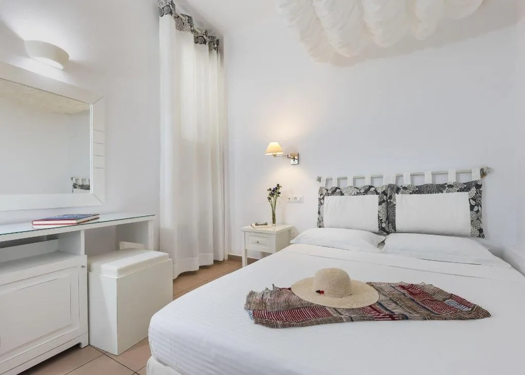 Room, Carbonaki Hotel, Mykonos