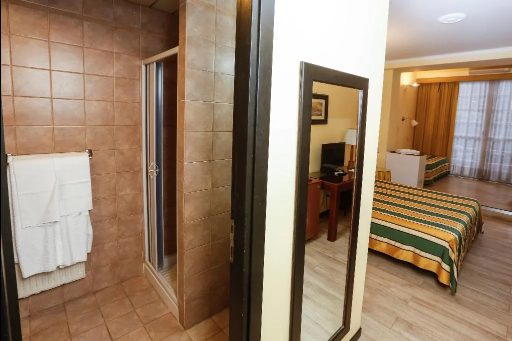 QUADRUPLE STANDARD Room, Hotel Giardino d'Europa, Rome