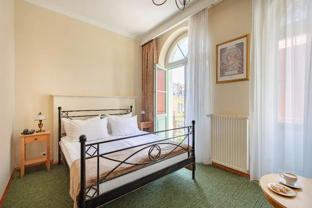 DOUBLE DELUXE Room, Villa Sedan - Destigo Hotels, Gdansk