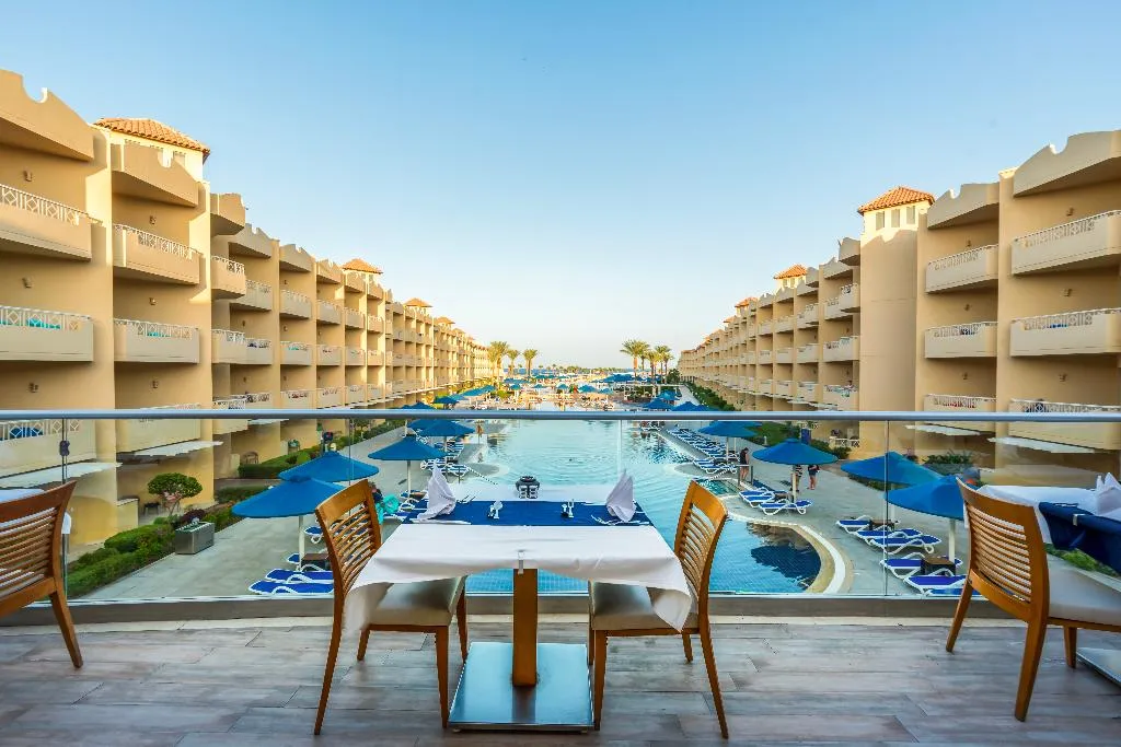 Pool, Amwaj Beach Club Resort, Red Sea Riviera