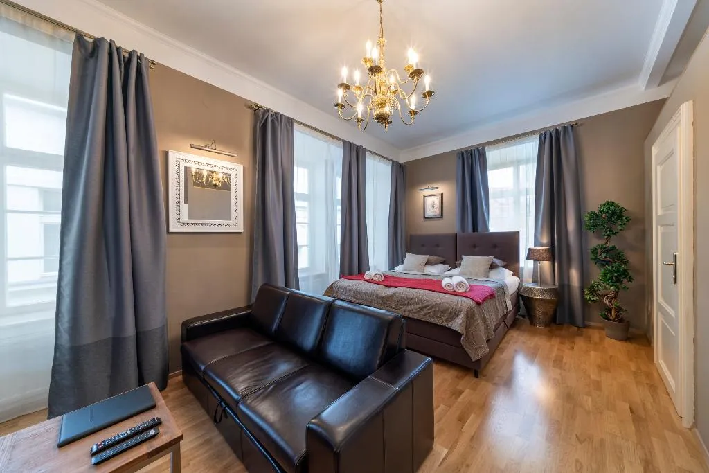 STUDIO DELUXE Room, Old Town - Aparthotel Michalska, Prague