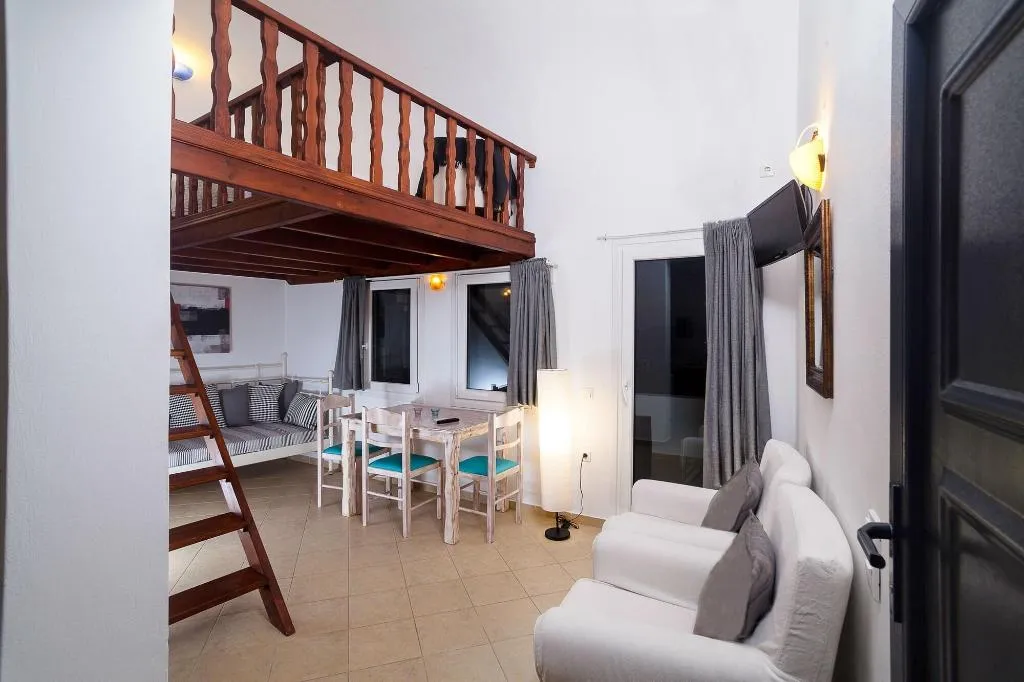 Room, Aelia Suites, Santorini