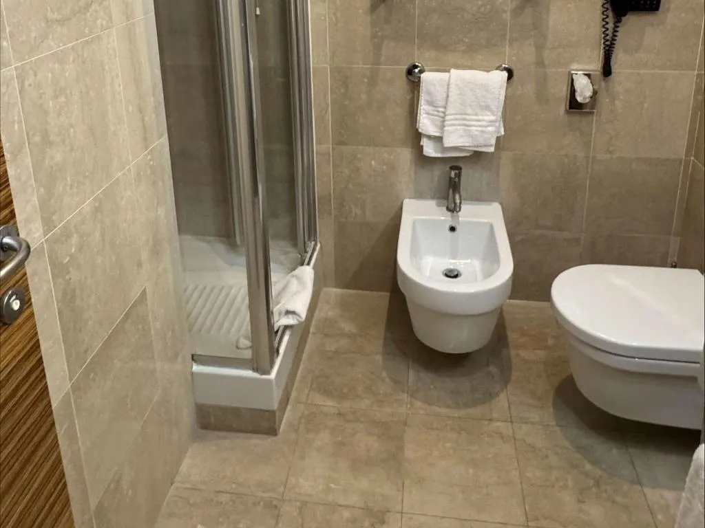 Room, Mercure Roma Centro St. John, Naples