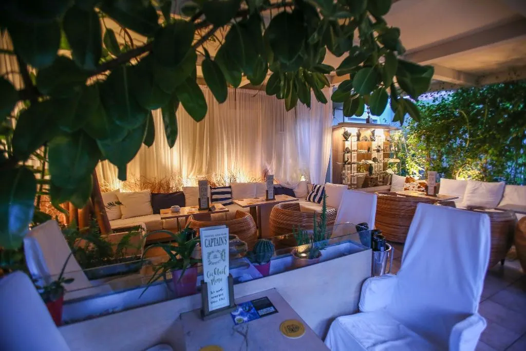 Bar, Captain House, Kefallinia