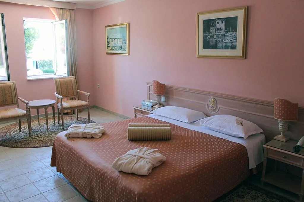 Room, MArina Frapa hotel Kopno, Split