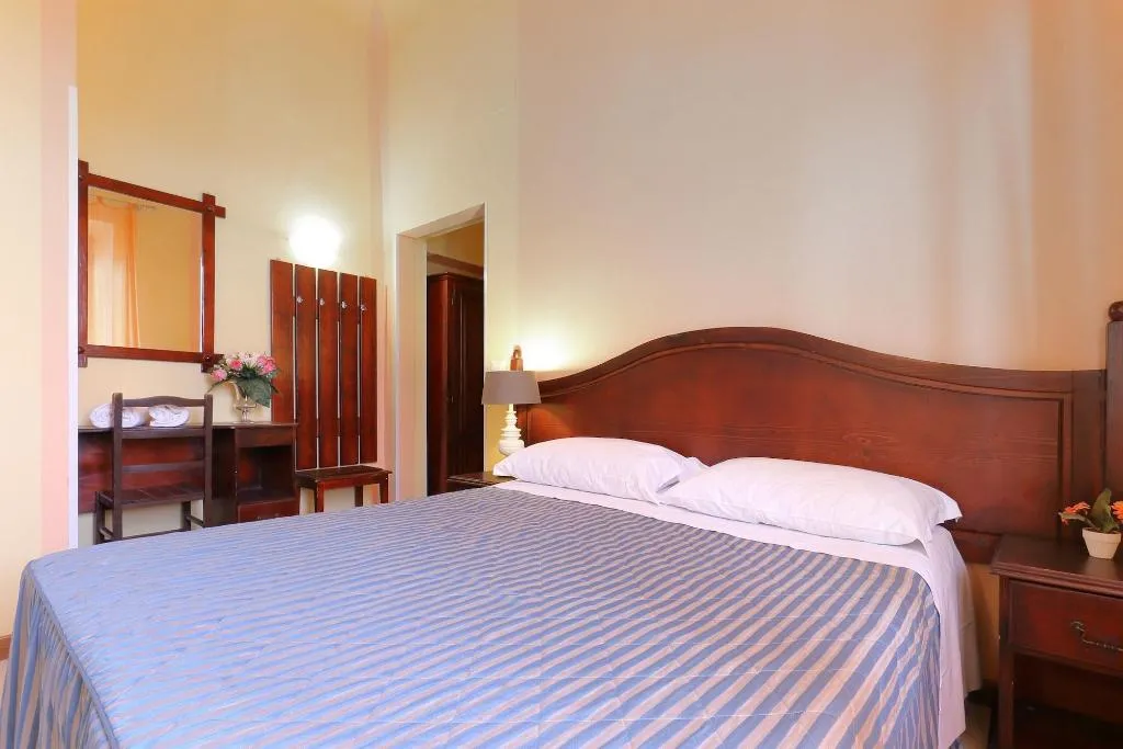 Room, Adre Majestic View, Florence