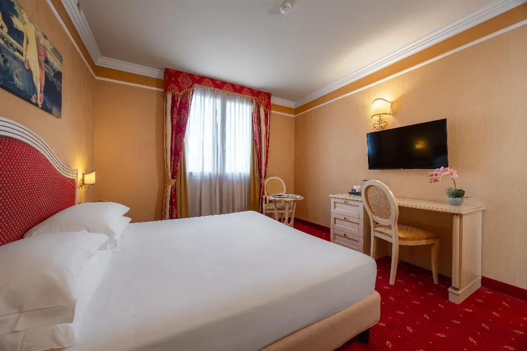 DOUBLE SUPERIOR Room, iH Hotels Padova Admiral, Venice