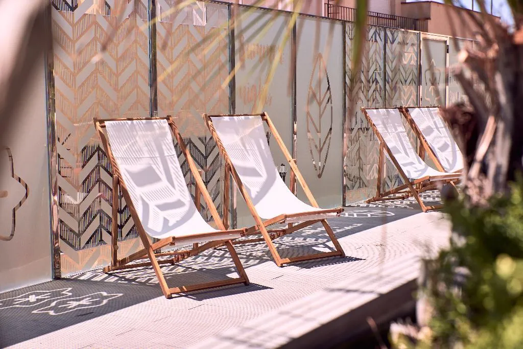 Terrace, Checkin Caribe Youth Hotel, Costa Brava