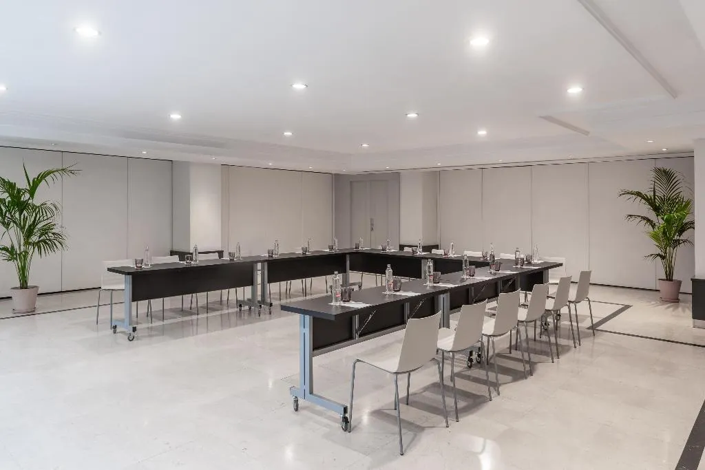 Conferences, Madrid Alameda Aeropuerto Affiliated By Melia, Madrid
