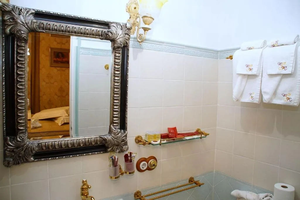 SINGLE STANDARD Room, Sitges Royal Rooms, Costa Brava