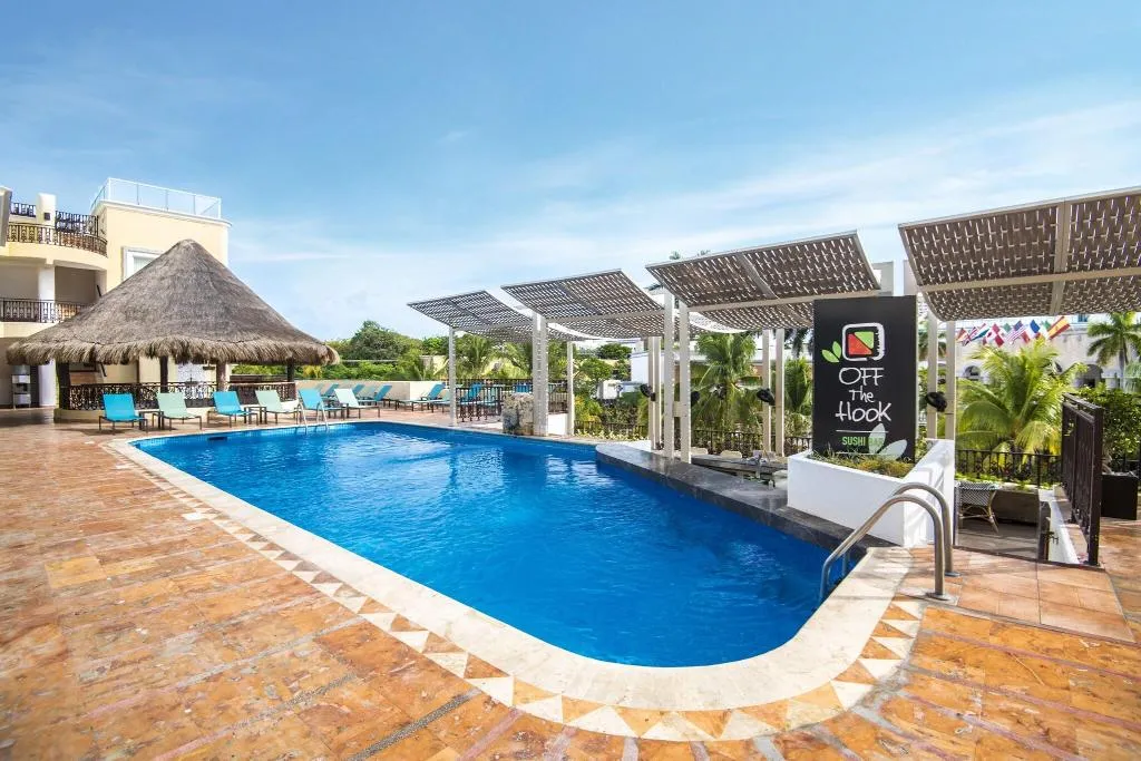 Pool, Wyndham Alltra Playa del Carmen Adults Only All In, Playa Del Carmen