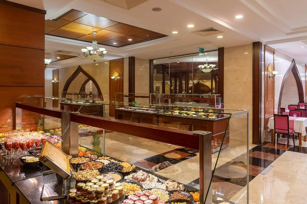 Restaurant, Crowne Plaza Antalya, Antalya