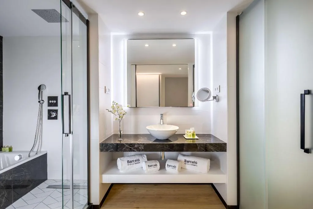 Double or Twin PREMIUM Room, Barcelo Imagine, Madrid