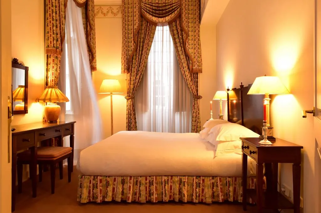 Double or Twin STANDARD Room, Pousada Queluz, Lisbon