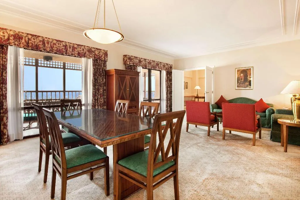 Room, Cairo World Trade Center Hotel & Residences, Cairo