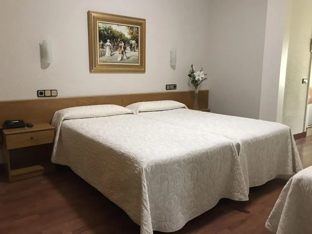 Room, Studios Pelayo, Barcelona