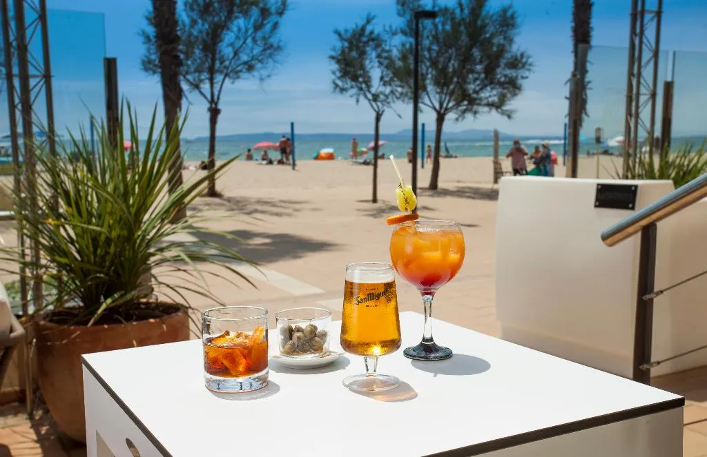 Bar, Hotel Monterrey Roses by Pierre & Vacances, Costa Brava
