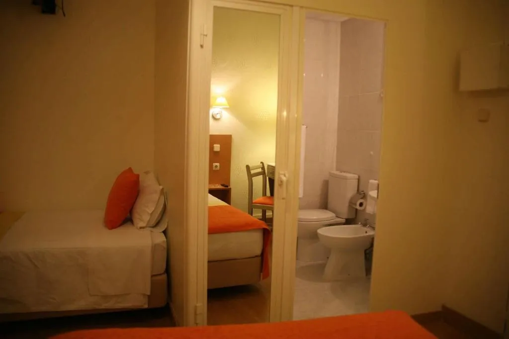 Room, Estrela Dos Anjos, Lisbon