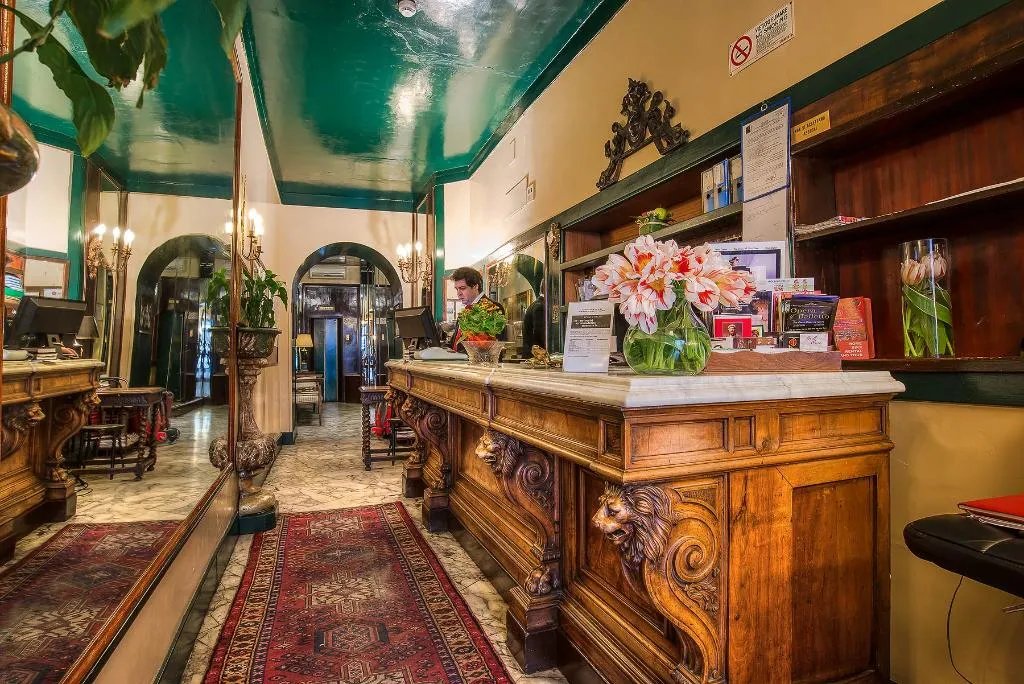 Lobby, Hotel Fontana, Rome