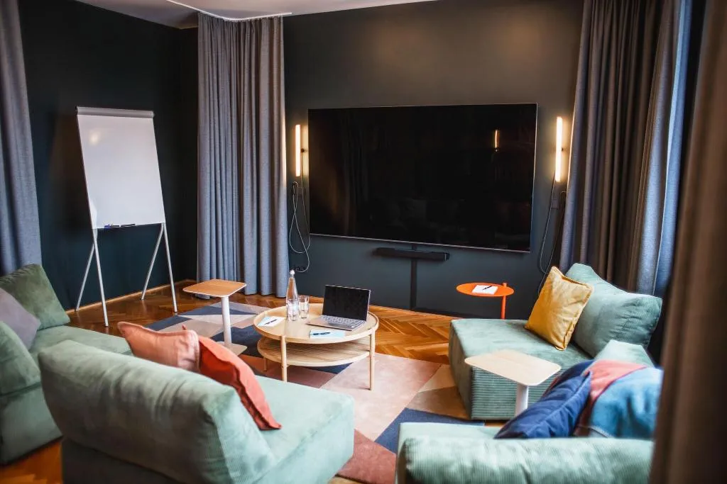Conferences, The Circus Apartments, Berlin