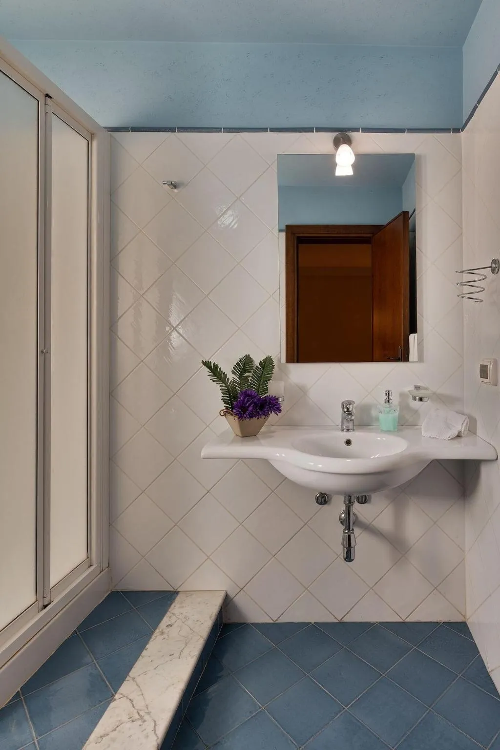 Room, Casa Manzella, Palermo