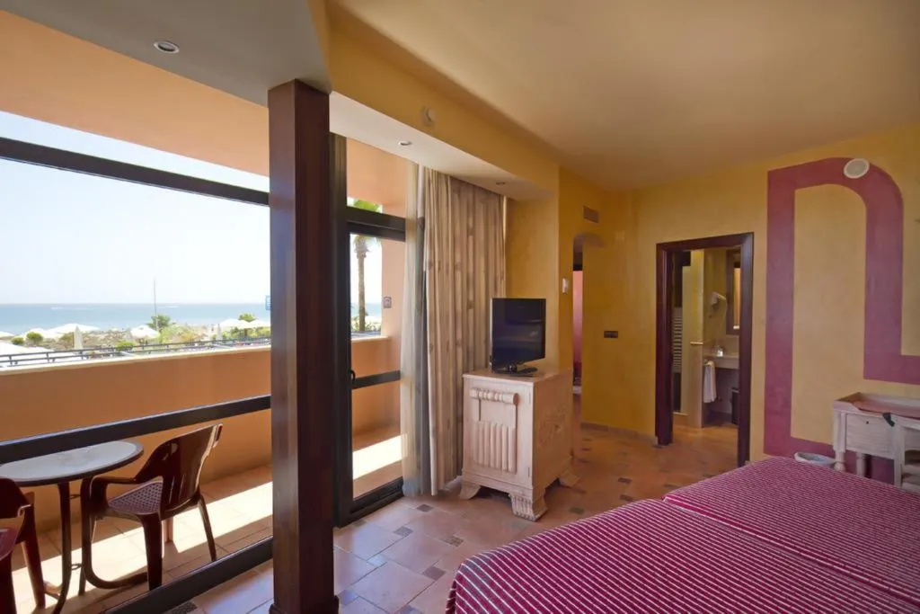 JUNIOR SUITE CAPACITY 2 Room, MS Amaragua, Costa Del Sol