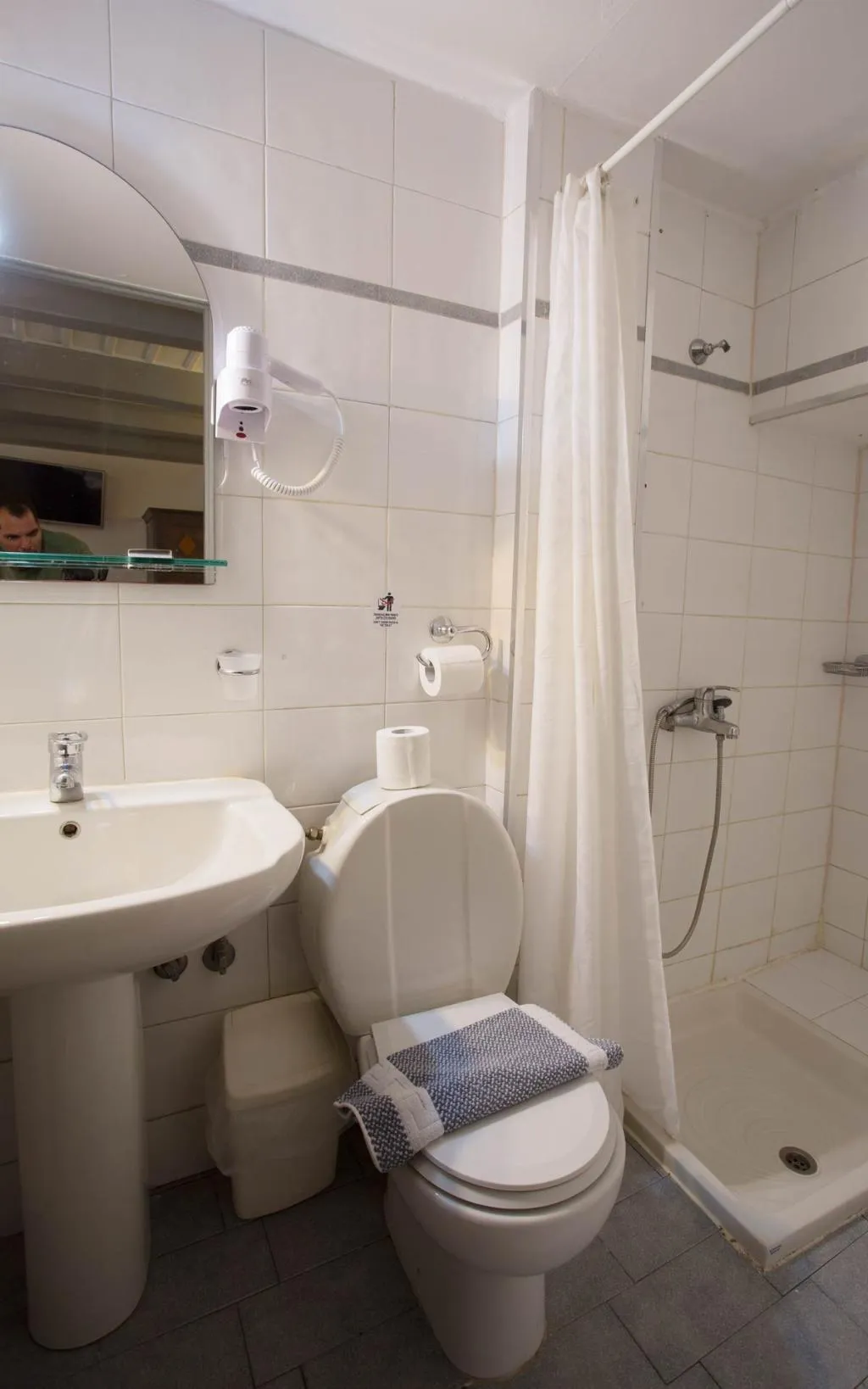 Room, Nostos, Crete