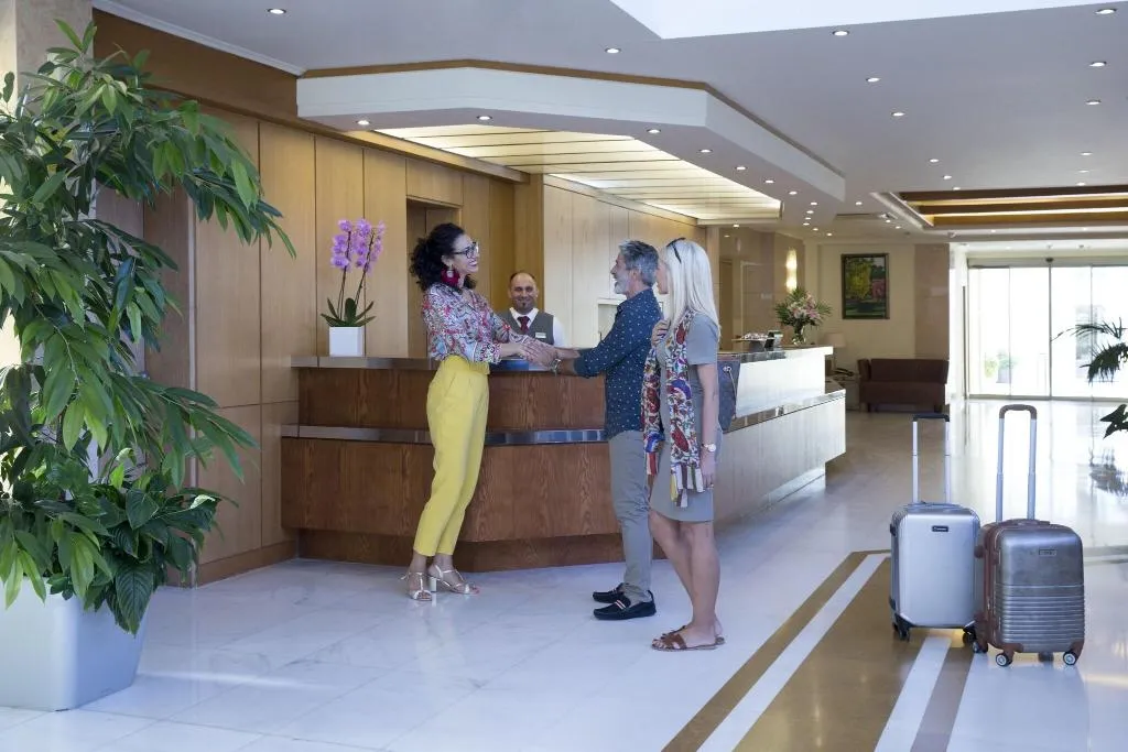 Lobby, Thalassa Beach Resort, Crete