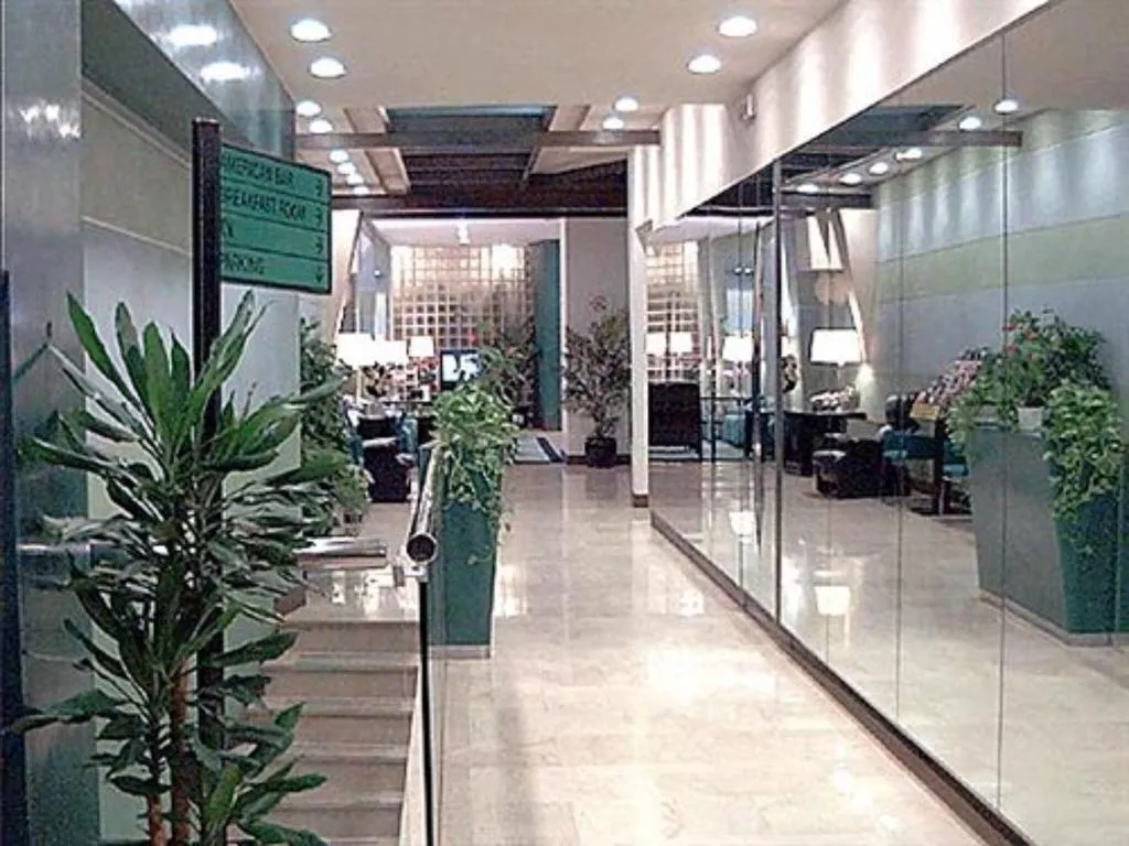 Lobby, Hotel Delle Nazioni, Milan