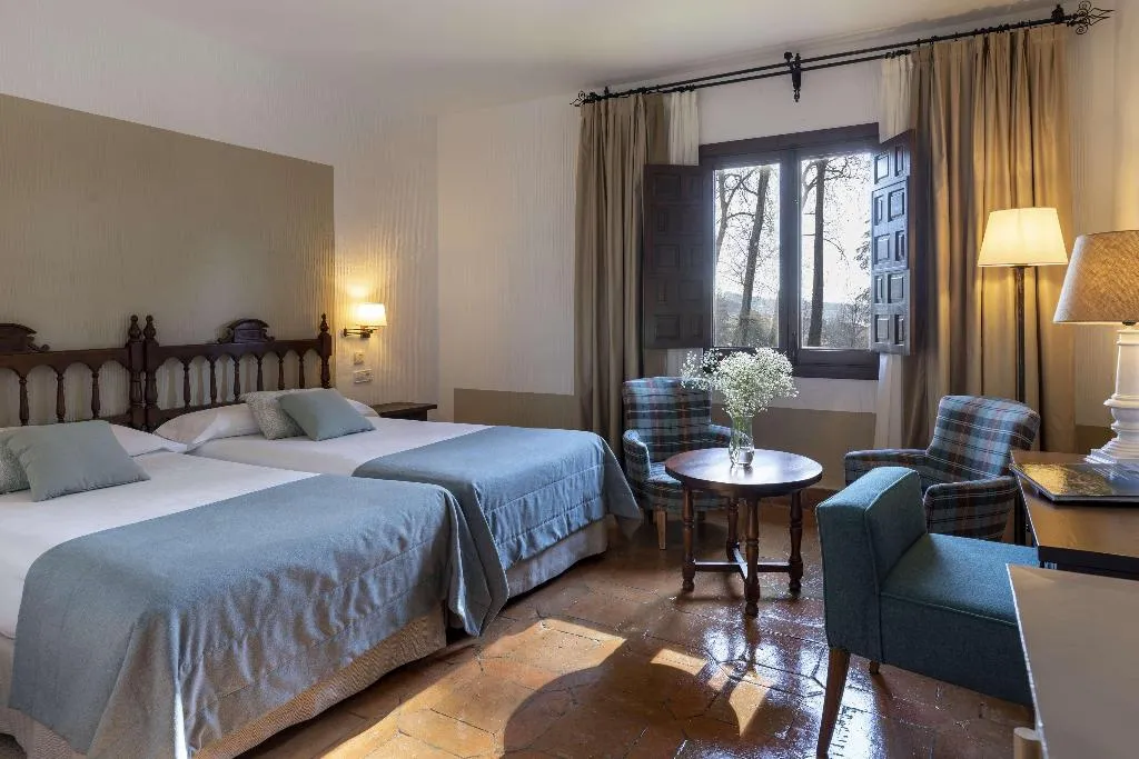 DOUBLE STANDARD Room, Parador de Jarandilla de la Vera, Madrid