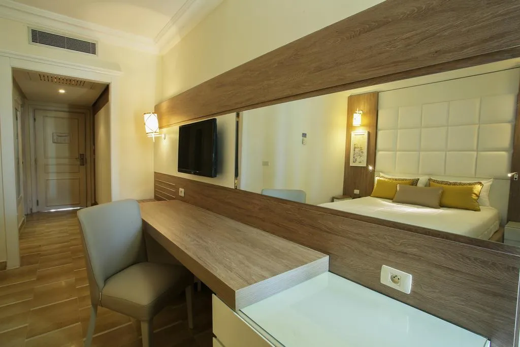 Room, LTI Bellevue Park, Tunisia