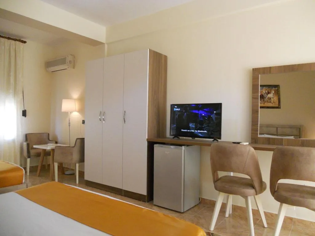TRIPLE STANDARD Room, Onorato Hotel, Kavaje