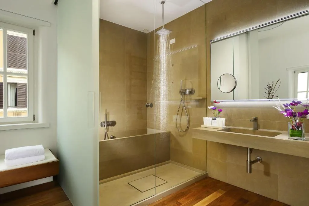 DOUBLE SUPERIOR KING BED Room, Palazzo Montemartini Hotel By Radisson Collection, Rome