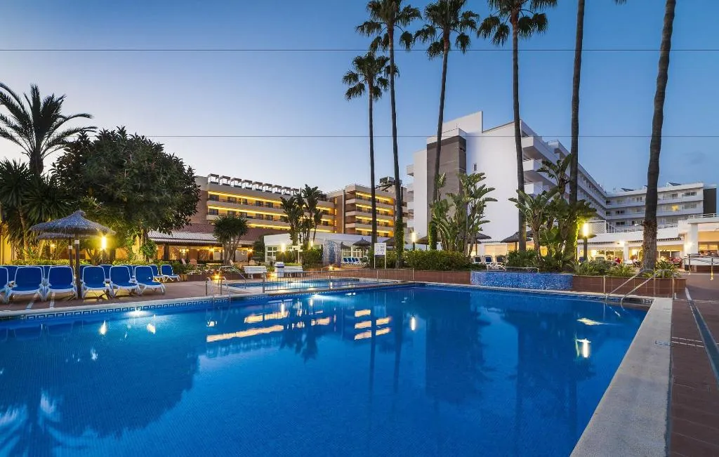 Sports and Entertainment, Globales Resort - Santa Ponsa Park, Majorca